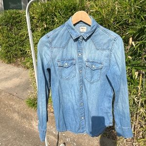Gap 1969 Denim Pearlsnap Button-down Shirt, Size Small, Light Indigo